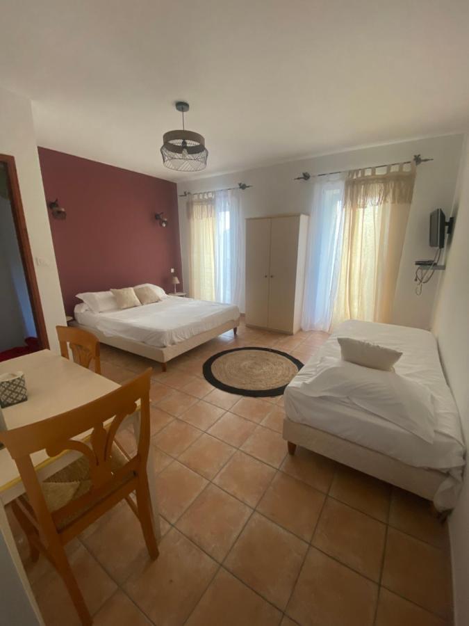 Bed and Breakfast Chez Dume Santa-Lucia-di-Tallano Екстер'єр фото