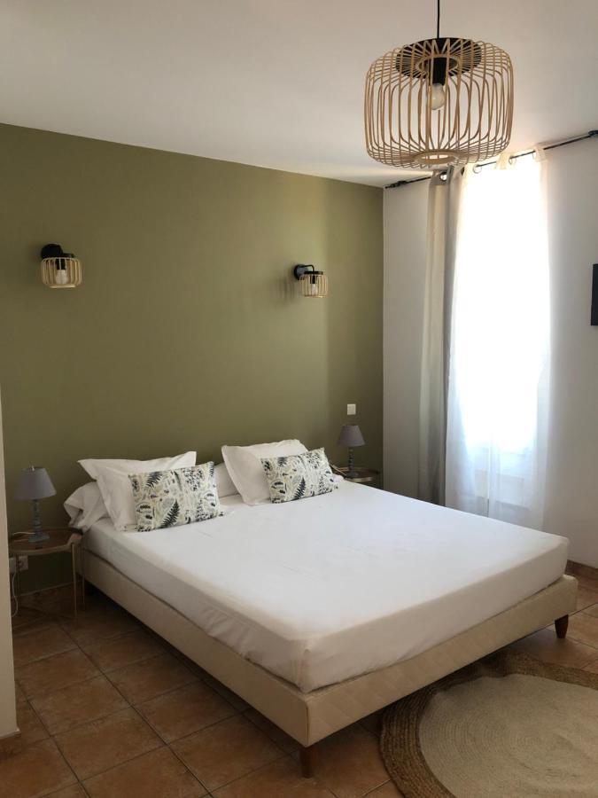 Bed and Breakfast Chez Dume Santa-Lucia-di-Tallano Екстер'єр фото